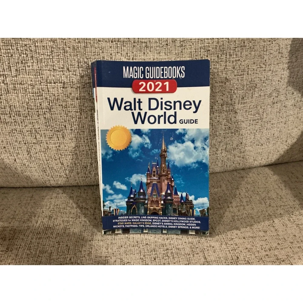 Magic Guidebooks 2021 Walt Disney World Guide Paperback Travel Book Orlando